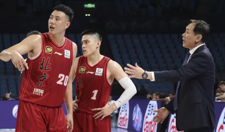 关于广东队实力横扫对手，主场战绩斐然的信息